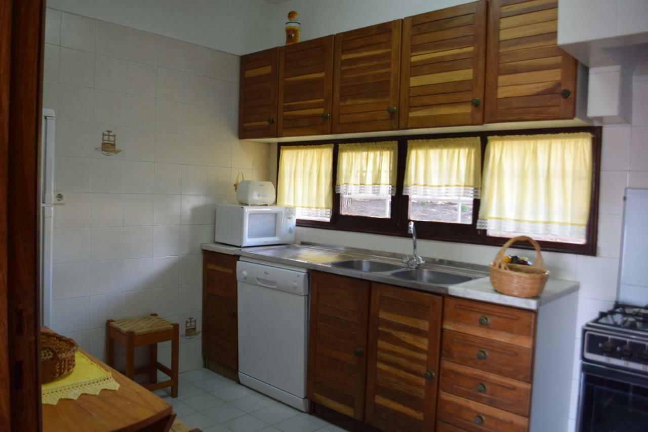 Apartamento T2 Com Piscina E Wifi A 350 Metros Da Praia ออยุส ดิ อากวา ภายนอก รูปภาพ