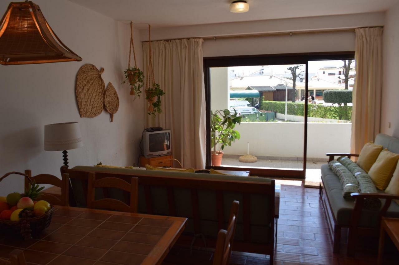 Apartamento T2 Com Piscina E Wifi A 350 Metros Da Praia ออยุส ดิ อากวา ภายนอก รูปภาพ