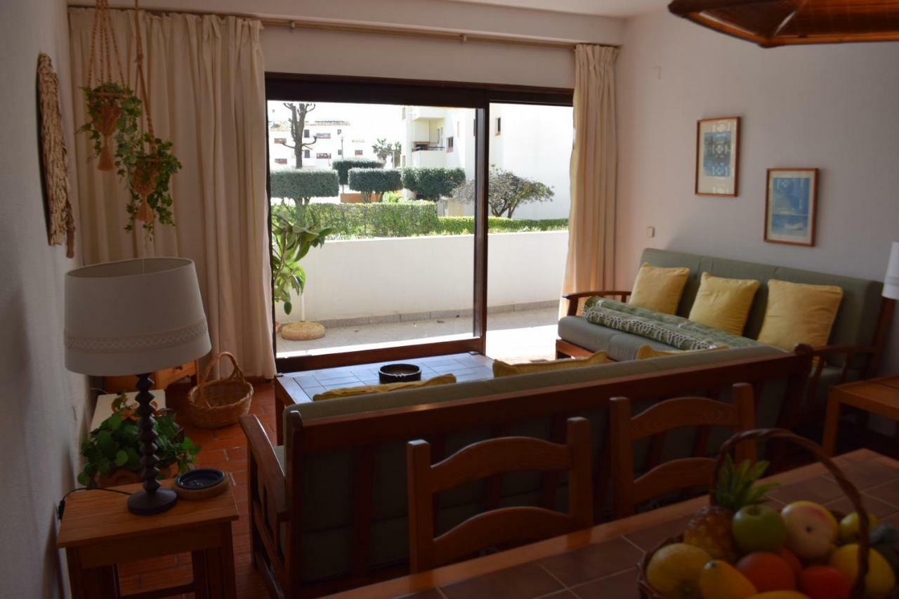 Apartamento T2 Com Piscina E Wifi A 350 Metros Da Praia ออยุส ดิ อากวา ภายนอก รูปภาพ
